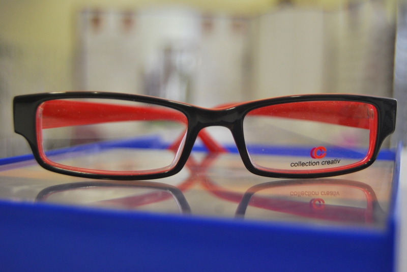 opticien-BAIROLS-min_view-sight-lens-frame-optics-spectacles-1141012-pxhere.com